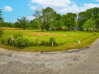 022 Kuykendall Rd, Broken Bow, OK 74728