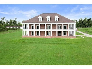 13864 Highway 23 None, Belle Chasse, LA 70037