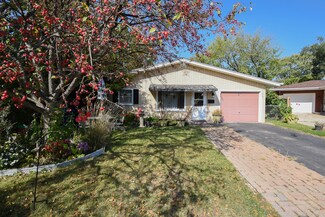 57 Wetzel Ct, Waukegan, IL 60085