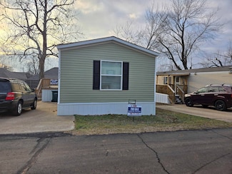 5422 S Walnut Creek Place, Sand Springs, OK 74063