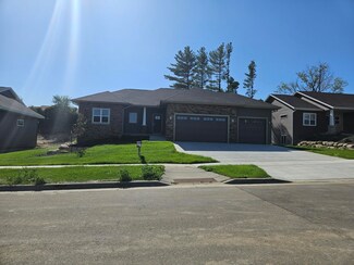 4340 Scottys Dr, Janesville, WI 53546