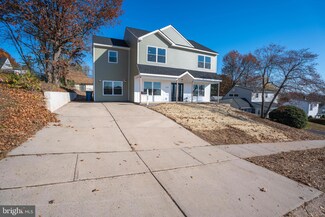 36 Huckleberry Ln, Levittown, PA 19055