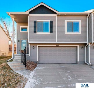 14071 Wood Valley Dr, Omaha, NE 68142