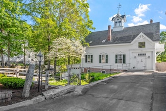 11 Highland St, Meredith, NH 03253