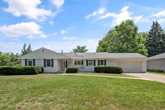 6325 Saint Johns Ave, Edina, MN 55424