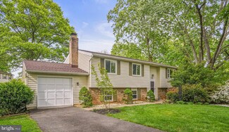 9001 Bannister Ln, Gaithersburg, MD 20879