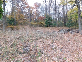 235 Maple Ln, North Union Township, PA 15445