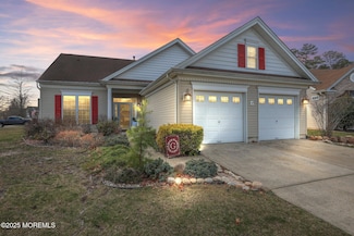 22 Hazeltine Ln, Jackson, NJ 08527
