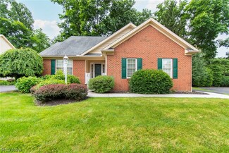 8121 Hitchcock Rd Unit 15, Youngstown, OH 44512