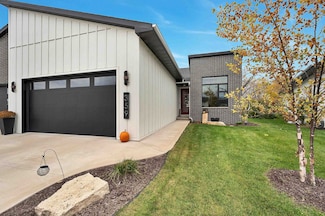 359 Aldon Cir, Green Bay, WI 54304