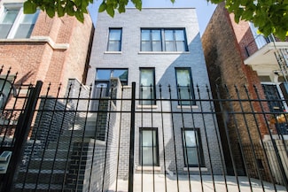 321 S Richmond St, Chicago, IL 60612