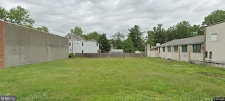604 Broad St, Riverton, NJ 08077