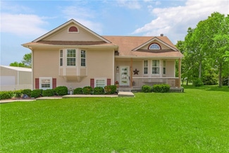15375 Roger Rd, Leavenworth, KS 66048