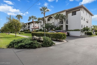 1400 Blue Point Ave Unit 208, Naples, FL 34102