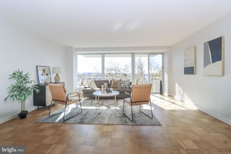1435 4th St SW Unit B706, Washington, DC 20024