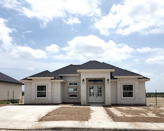 3175 Ethel Dr, Eagle Pass, TX 78852