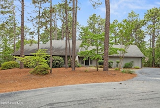 7 Prichard Ln, Pinehurst, NC 28374