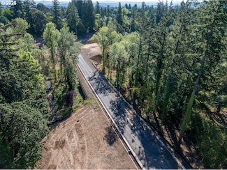 13560 Goodall Rd Unit 1, Lake Oswego, OR 97034