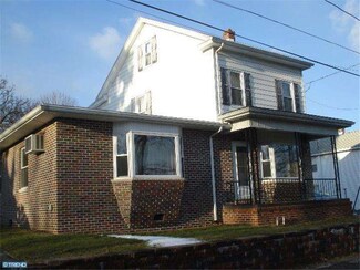 68 W Meadow St, Tremont, PA 17981
