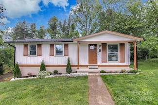 7 High Meadow Rd, Asheville, NC 28803