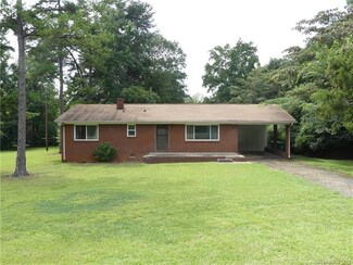 8311 Plott Rd, Charlotte, NC 28215
