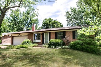 1831 Cottonwood Dr, Imperial, MO 63052