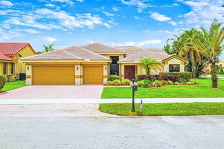 9760 Ridge Walk Ct, Davie, FL 33328