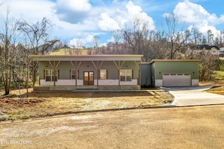 745 Haley Woods Dr, Kodak, TN 37764