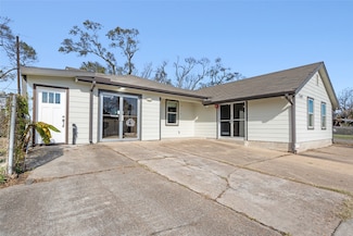 15605 Woodforest Blvd Unit 1, Channelview, TX 77530