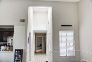4004 W 5th St Unit 203, Santa Ana, CA 92703