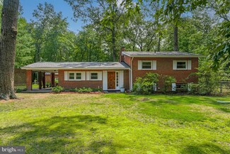 6213 Church Dr, Brandywine, MD 20613