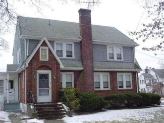 86 Myopia Rd, Quincy, MA 02169