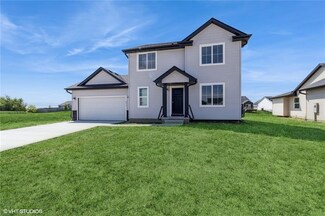 6517 NE Caroline Ave, Pleasant Hill, IA 50327