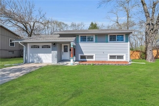 8608 E 91st St, Kansas City, MO 64138