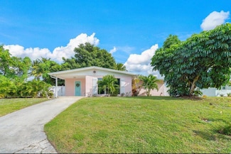 2057 NE Ridge Ave, Jensen Beach, FL 34957