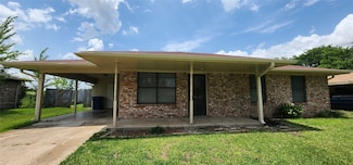 717 Contour Dr, Mexia, TX 76667