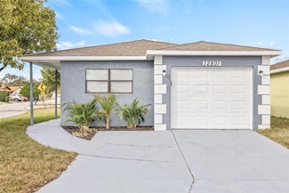 12801 Kellywood Cir, Hudson, FL 34669