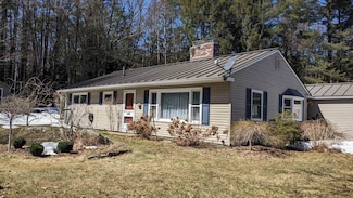 17 Rundlett St, Concord, NH 03301