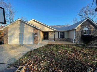 3367 Green Dr, Festus, MO 63028