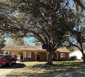 11 Meadowlark Dr, Cabot, AR 72023