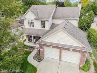114 W Bloomfield Ave, Royal Oak, MI 48073