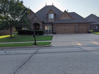 4304 N Poplar Ave, Broken Arrow, OK 74012