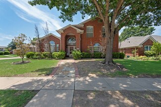 3800 Rolling Hills Dr, Plano, TX 75025