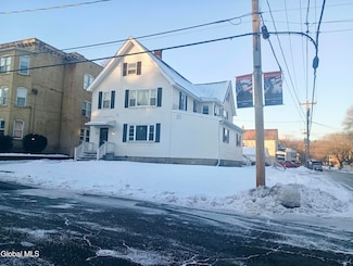 321 N 4th Ave, Mechanicville, NY 12118