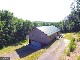 119 Pine Crest Ct, Springfield, WV 26763
