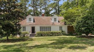 121 N Roberta Ave, Dothan, AL 36303
