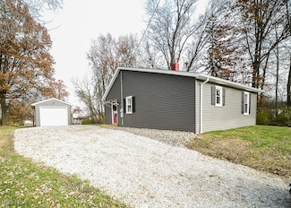 512 W Federal St, Niles, OH 44446