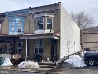 623 W Arch St, Pottsville, PA 17901