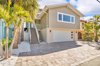 12312 Lagoon Ln, Treasure Island, FL 33706