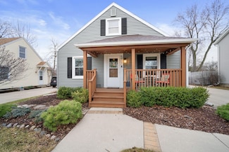 5417 W Arizona St, Milwaukee, WI 53219